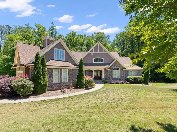 1106 Dovefield Ln, Youngsville, NC 27596