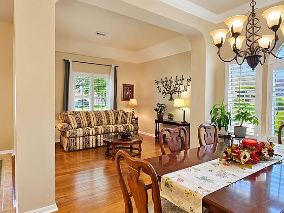 4th image of 3511 Harbor Pass Ln