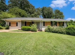 2810 Knollview Dr, Decatur, GA 30034