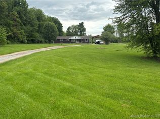 1128 W Leota Rd, Scottsburg, IN 47170