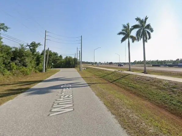 8642 Wiltshire DR, PORT CHARLOTTE, FL 33981