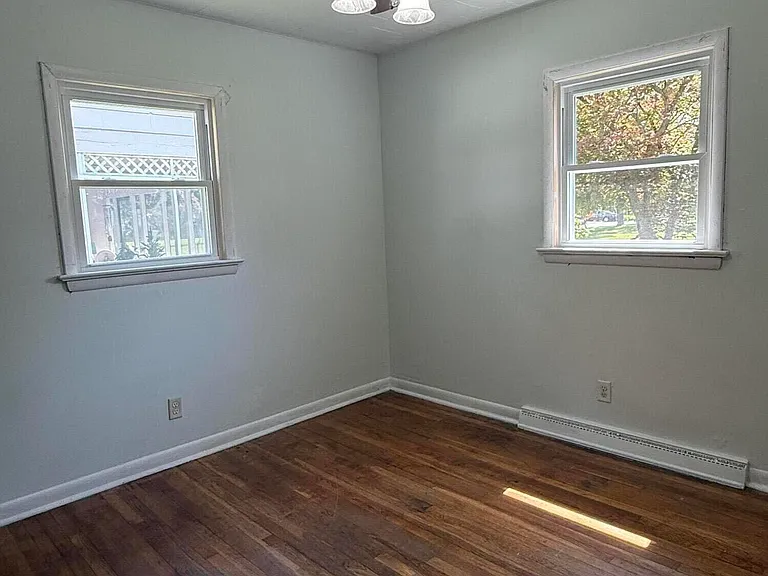 2 Dervend Cir — Photo 2