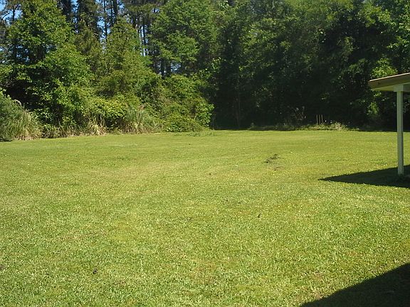 4th image of 370 Ponchitolawa Dr