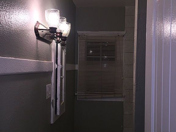 2nd image of 217 E 49th St