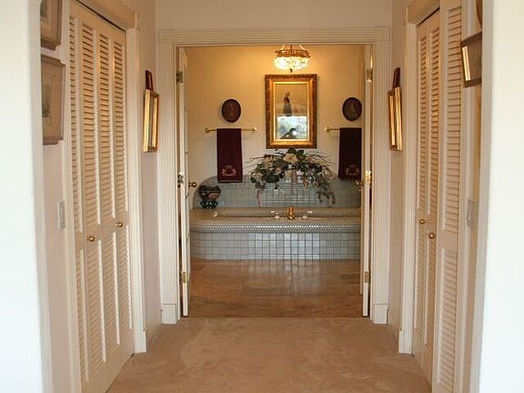4th image of 10350 Eagle Lake Dr