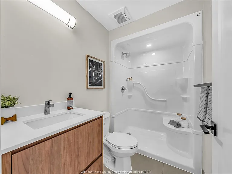 11646 Tecumseh Rd E #500 — Photo 32