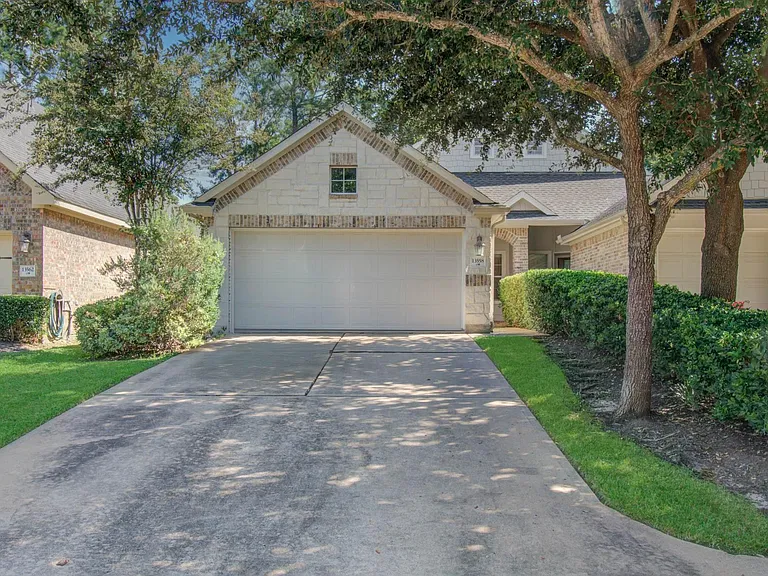 13558 Fawn Lily Dr — Photo 1