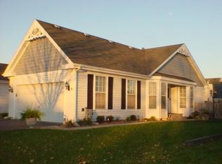 1003 Georgian Pl, Bartlett, IL 60103