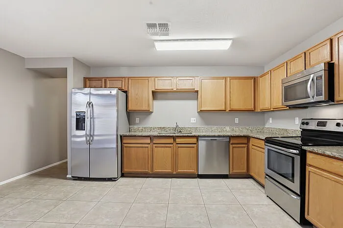 1351 S Mosley Ct — Photo 10