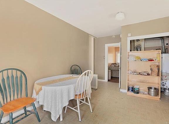 4th image of 2500 Robert Moore Cir