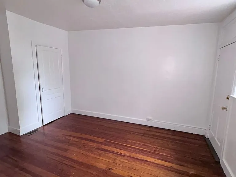 613 W King St #2 — Photo 14