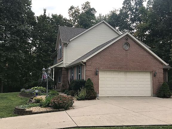 2nd image of 26372 Farmland Dr