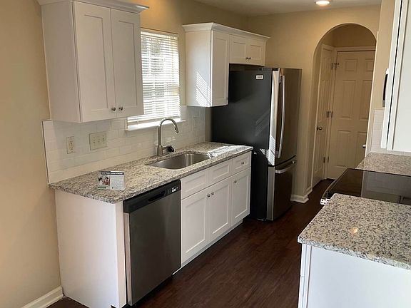 3rd image of 6505 Nevin Glen Dr