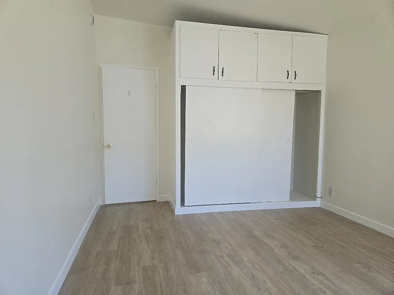 15480 Moorpark St #7 — Photo 10