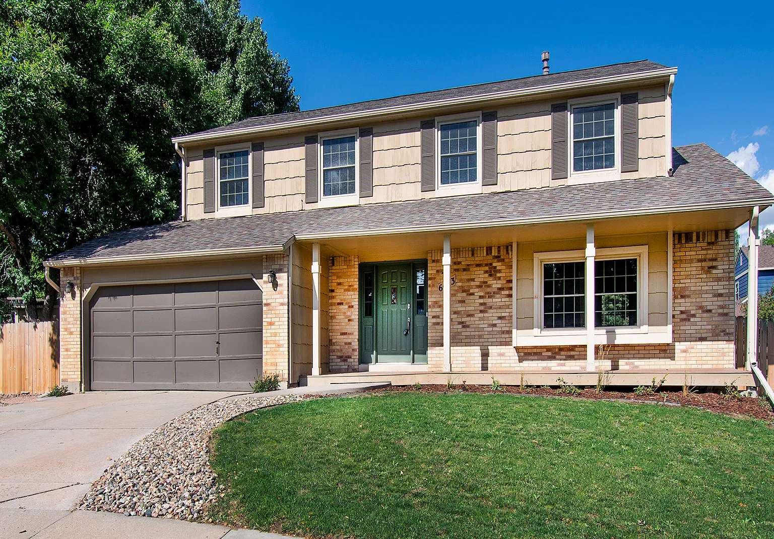 5 bed, 2874 sqft, $2,800 — Photo 1