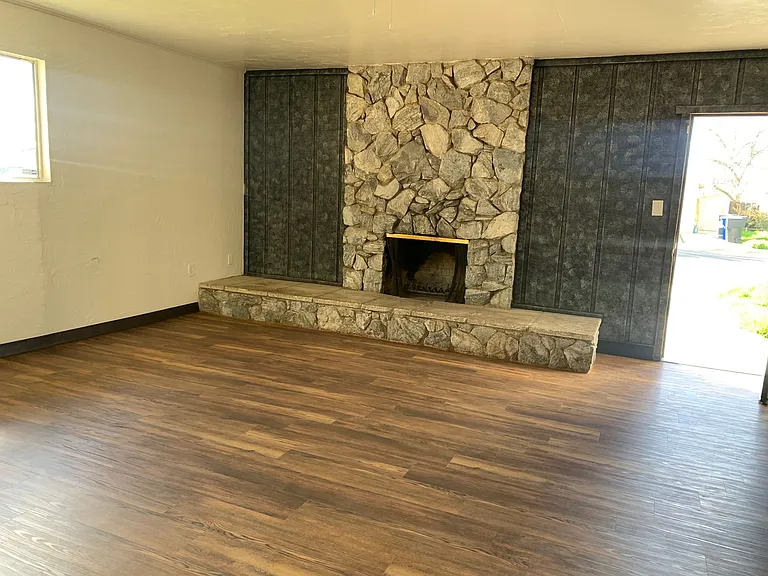 1225 Elberta Dr — Photo 22