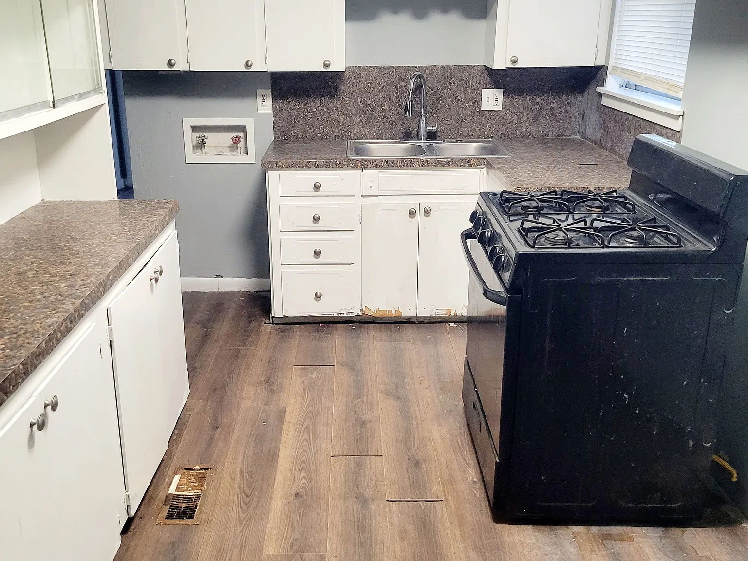 4 bed, 1150 sqft, $1,450 — Photo 3
