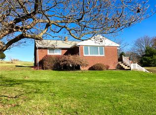 4096 New Texas Rd, Pittsburgh, PA 15239