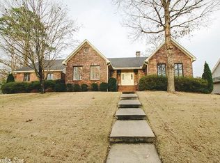 1145 Cambridge Cir, Benton, AR 72019