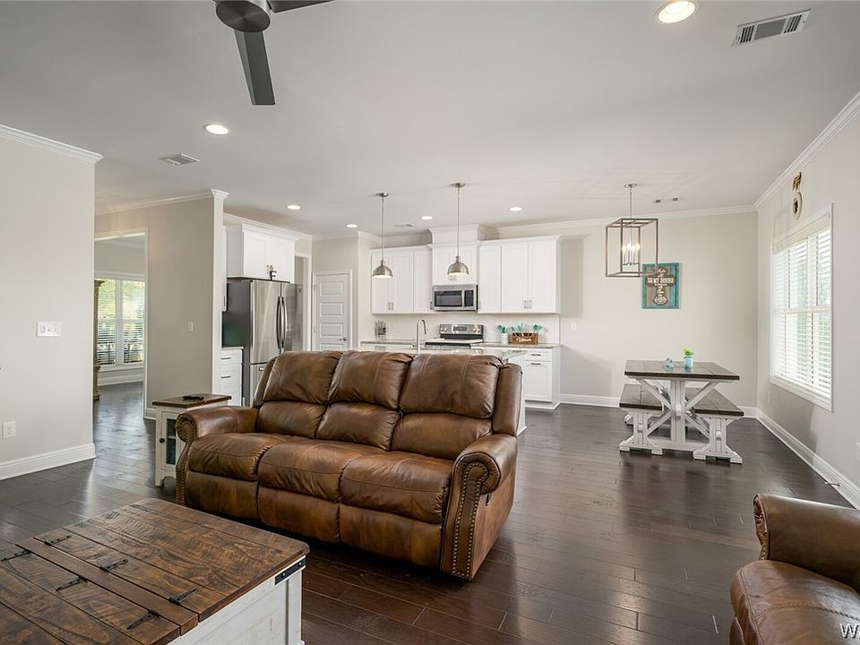 13930 Grand Pointe Blvd, Northport, AL 35475 Zillow