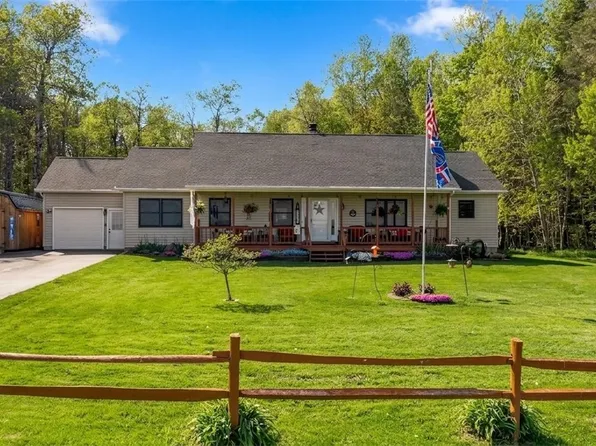 10816 Crump Rd, Holland, NY 14080