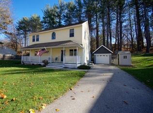 10 Juniper Ln, Georgetown, MA 01833