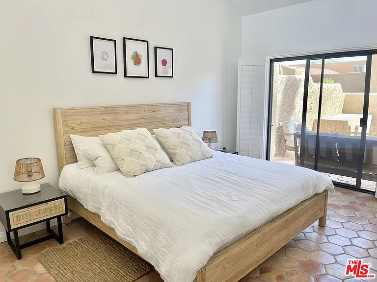 73441 Foxtail Ln — Photo 9