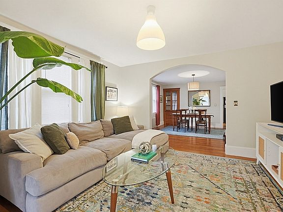 4th image of 16 Palmer Ave #1