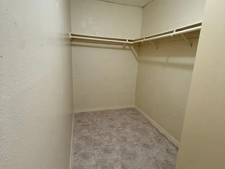 1695 Villa Ave. — Photo 5