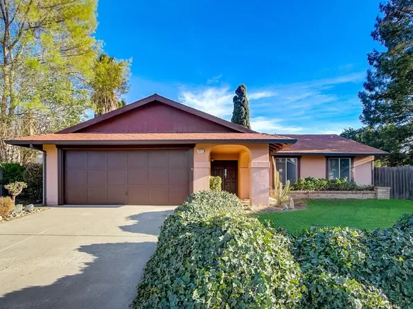 2813 Bogdan Ct, Sacramento, CA 95827