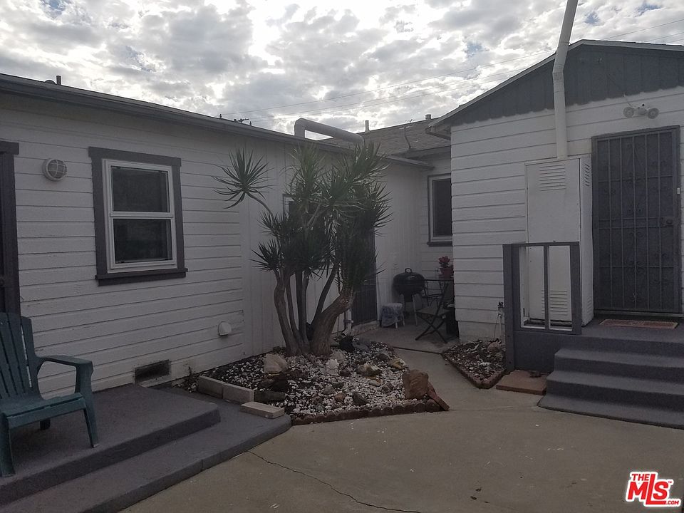 2nd image of 3711 W 107th St