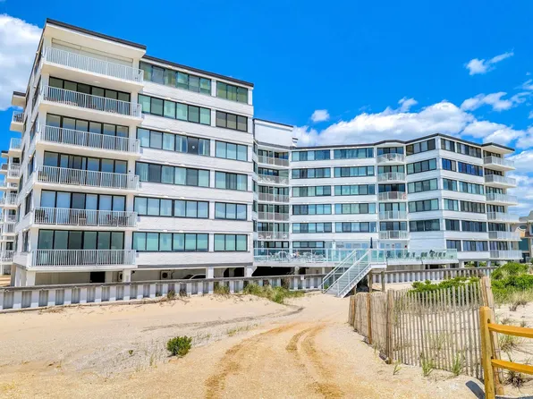 111 S 16th Ave APT 313, Longport, NJ 08403