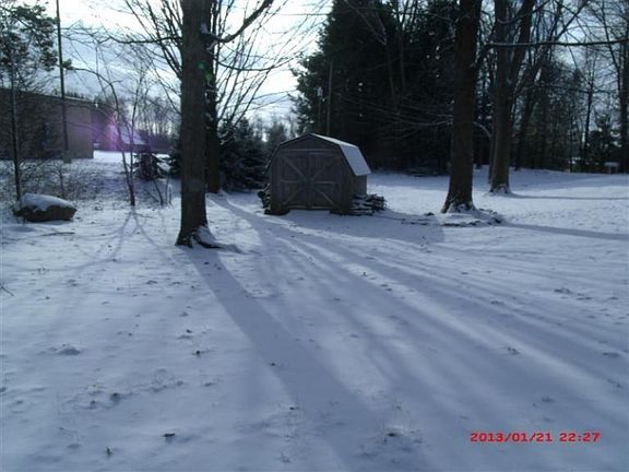 3rd image of 4 E Warren Ave