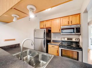 2424 Independence Ln UNIT 201, Madison, WI 53704
