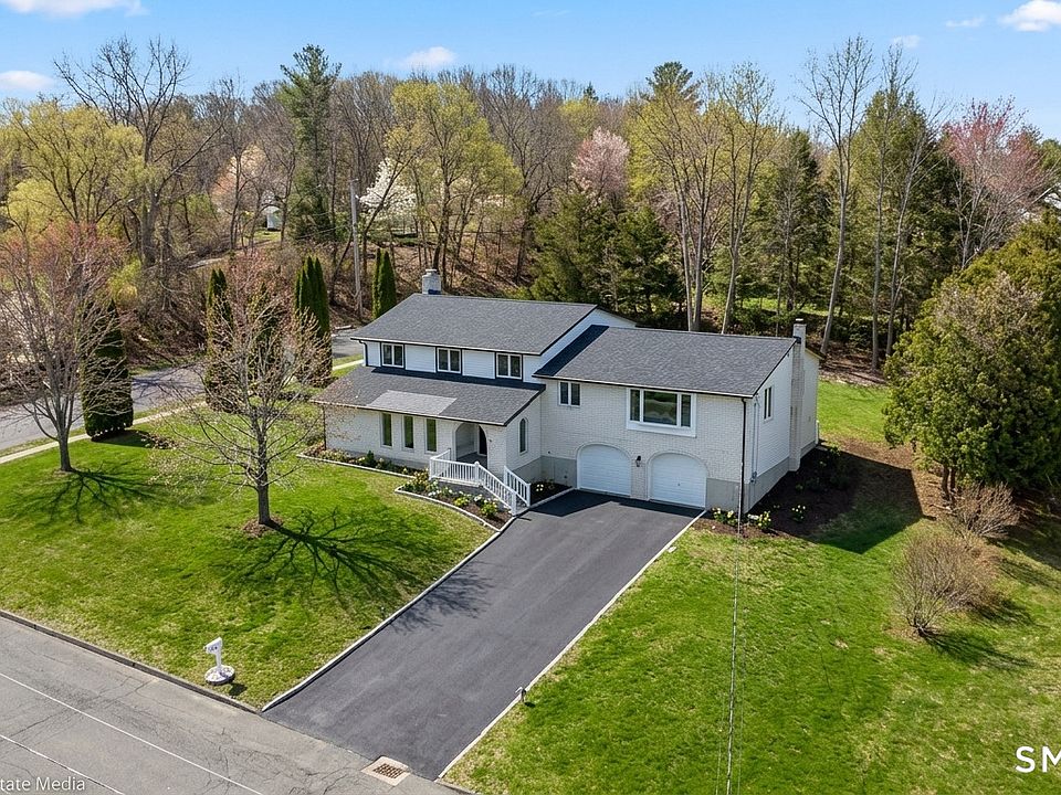 1st image of 39 Farm Hill Road