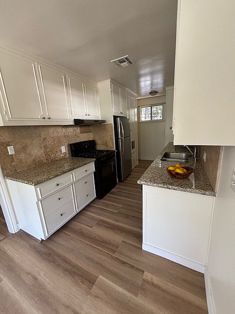 1st image of 10829 Kling St #F