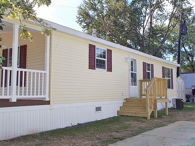 1st image of 3400 Sparrow Dr
