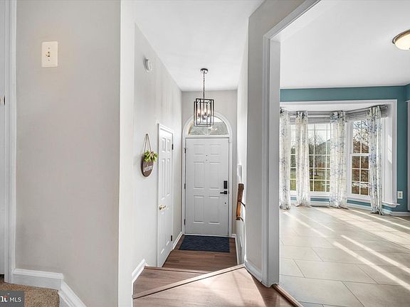 5th image of 46868 Rabbitrun Ter