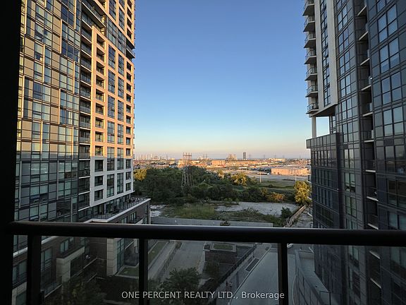 5th image of 50 Thomas Riley Rd #819