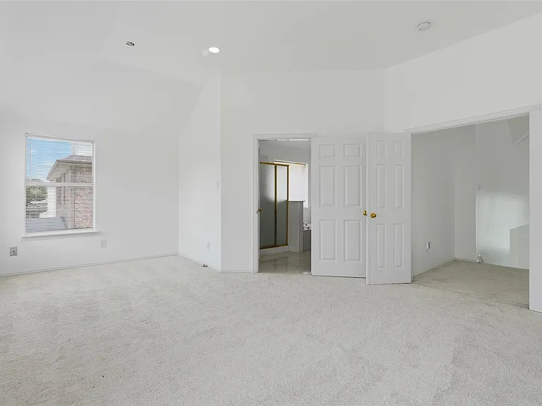 5001 Spicewood Dr — Photo 25