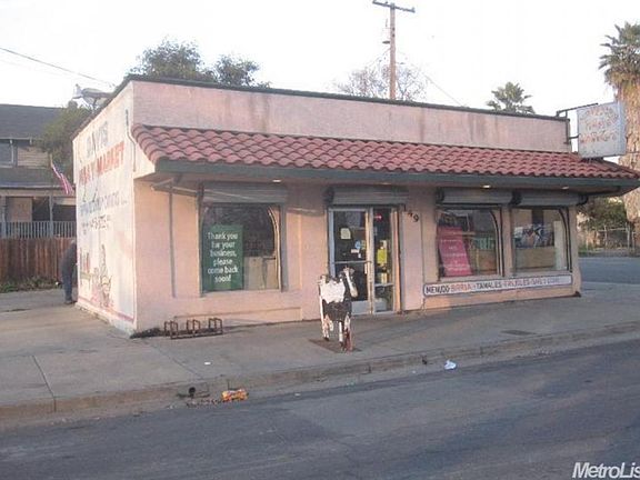 3rd image of 1149 E Market St