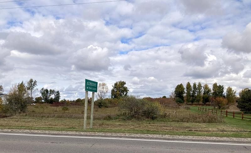 2nd image of Pigeon Rd