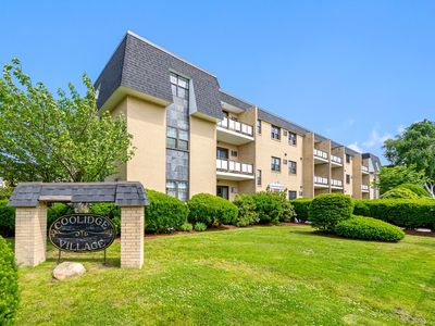 48 Bigelow Ave APT 28, Watertown, MA, 02472