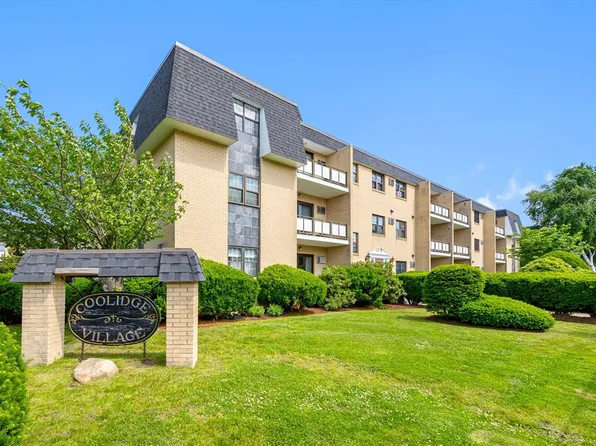 48 Bigelow Ave APT 28, Watertown, MA 02472