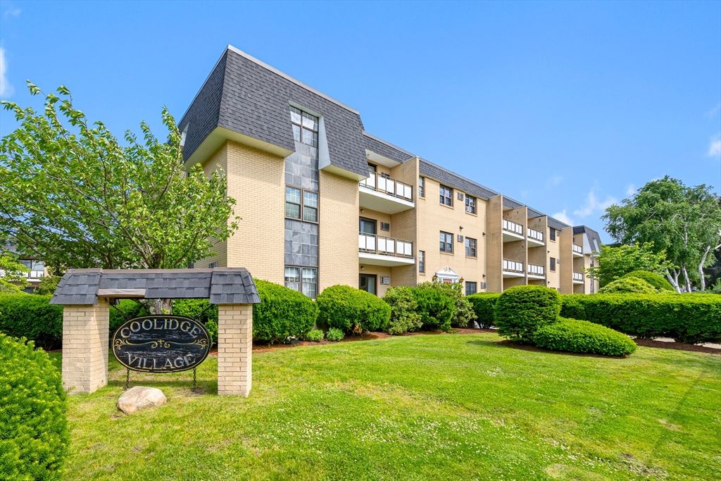 48 Bigelow Ave APT 28, Watertown, MA