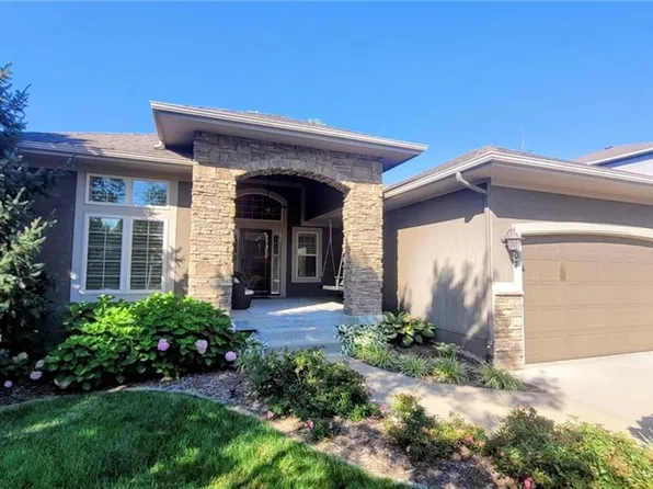 4407 NE 94th Ct, Kansas City, MO 64156