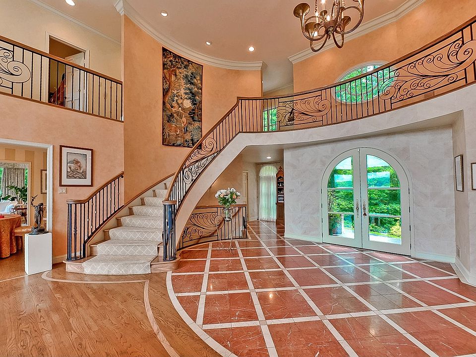 Entry Foyer