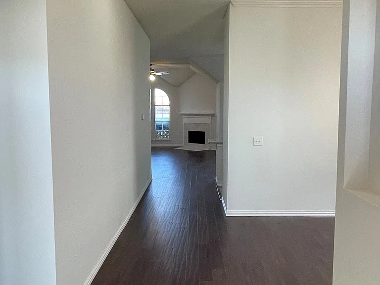 10408 Ambergate Ln — Photo 5