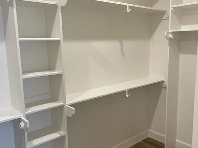 6950 Phoenix Dr — Photo 15