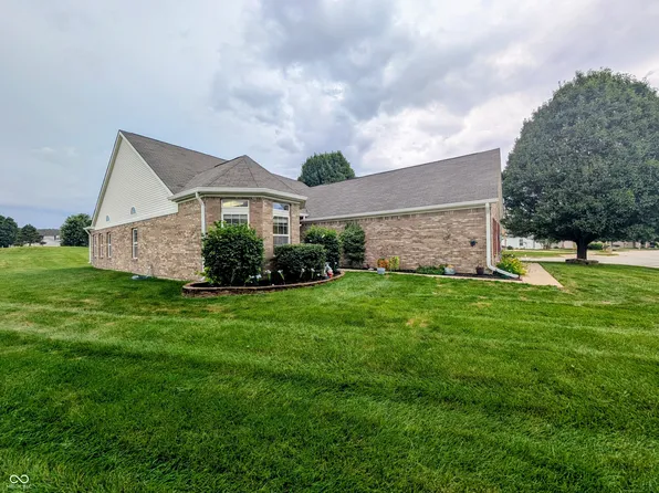 10762 Crane Dr, Indianapolis, IN 46231